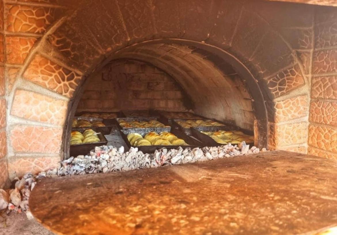 La Nea Ion Otel Taul Dış mekan fotoğraf